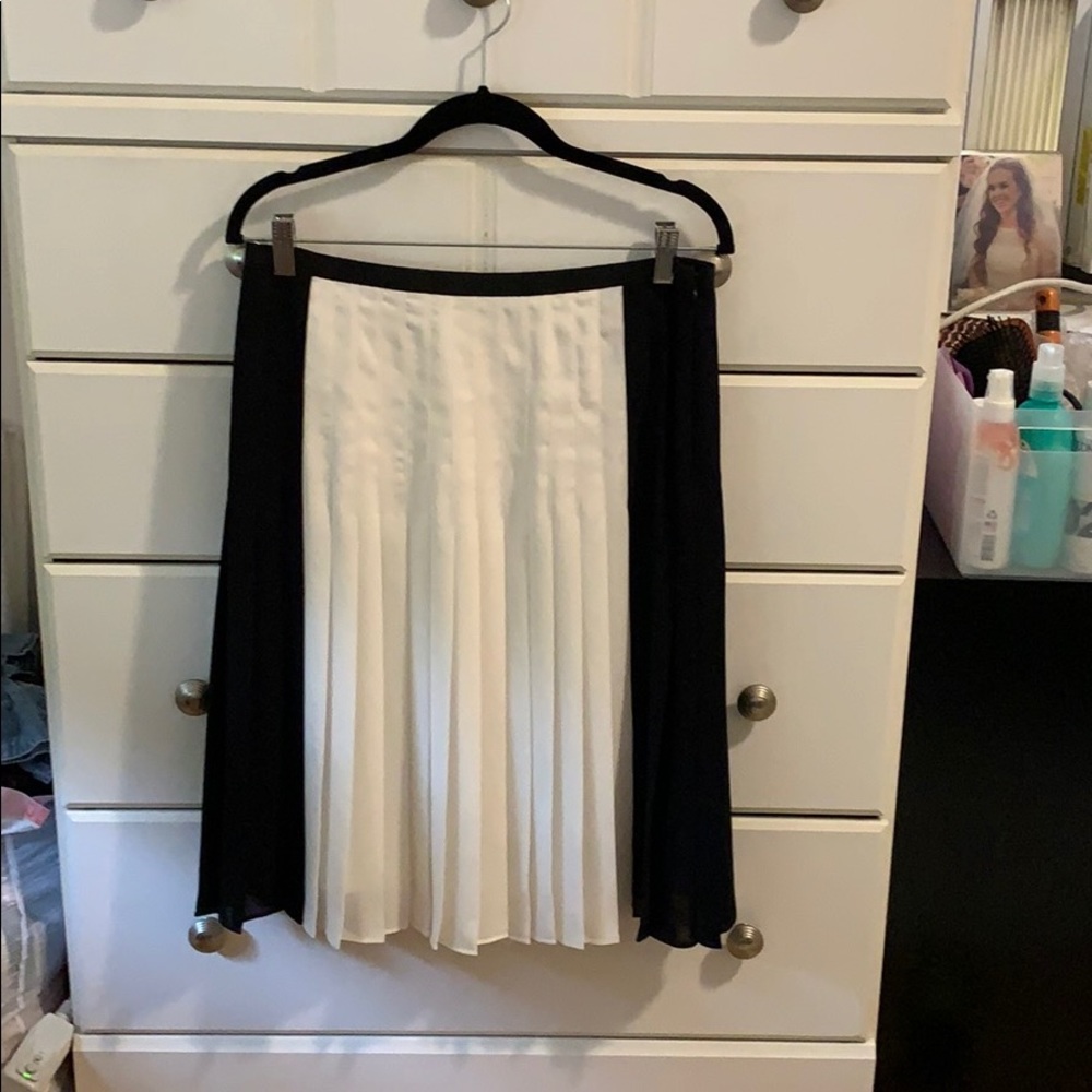 Vince two tone colorblock skirt
